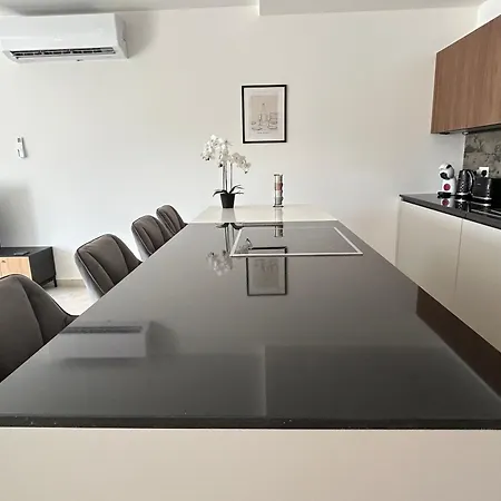 Apartment Rural Retreat - Bright With Large Terrace *